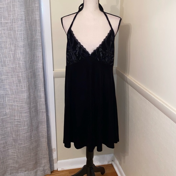 Killstar Dresses & Skirts - EUC KILLSTAR Graveland Velvet Skater Dress XXL